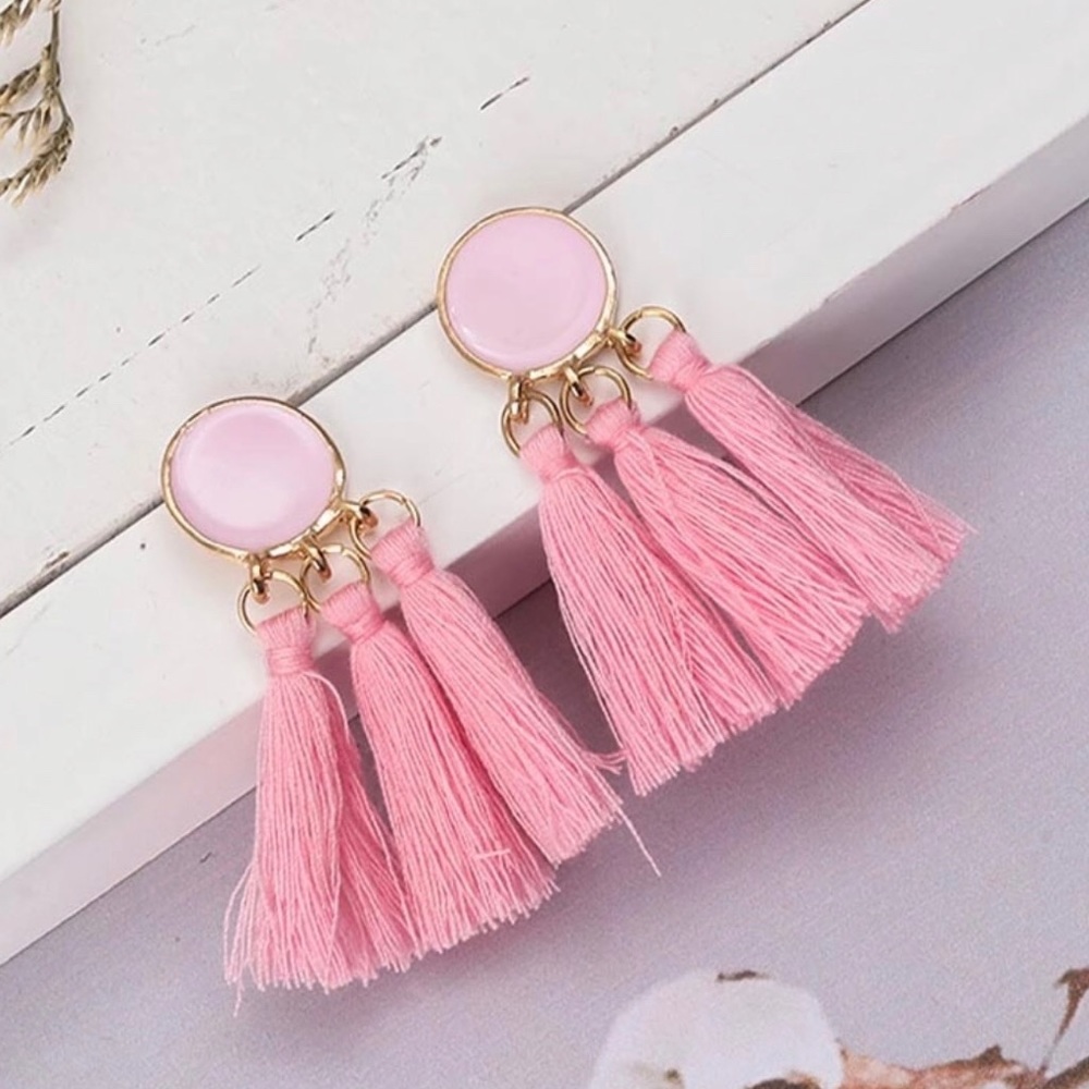 *3 for $10* Brand New - Tassel Earring